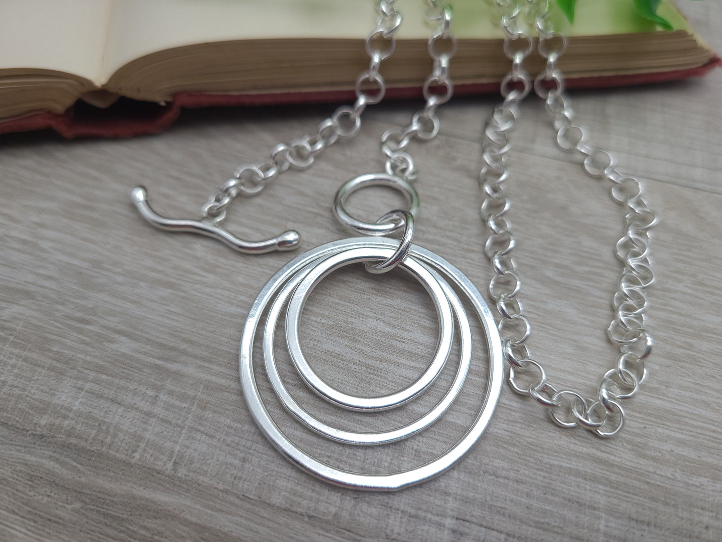 Large Chunky Sterling Silver Circle Front Clasp Necklace / Hammered Disc