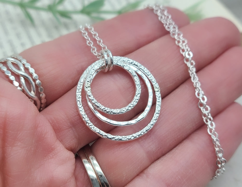 Sterling Silver Circle Pendant Necklace