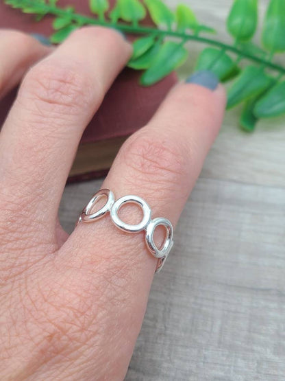 Sterling Silver Circle  Ring / Filigree / Organic