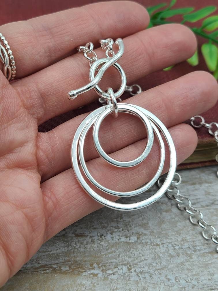 Large Chunky Sterling Silver Circle Front Clasp Necklace / Hammered Disc